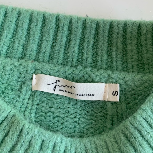 Linn33Sunny Online Apparel‎ Wool blend sweater, soft mint green, Small womens - Picture 6 of 9